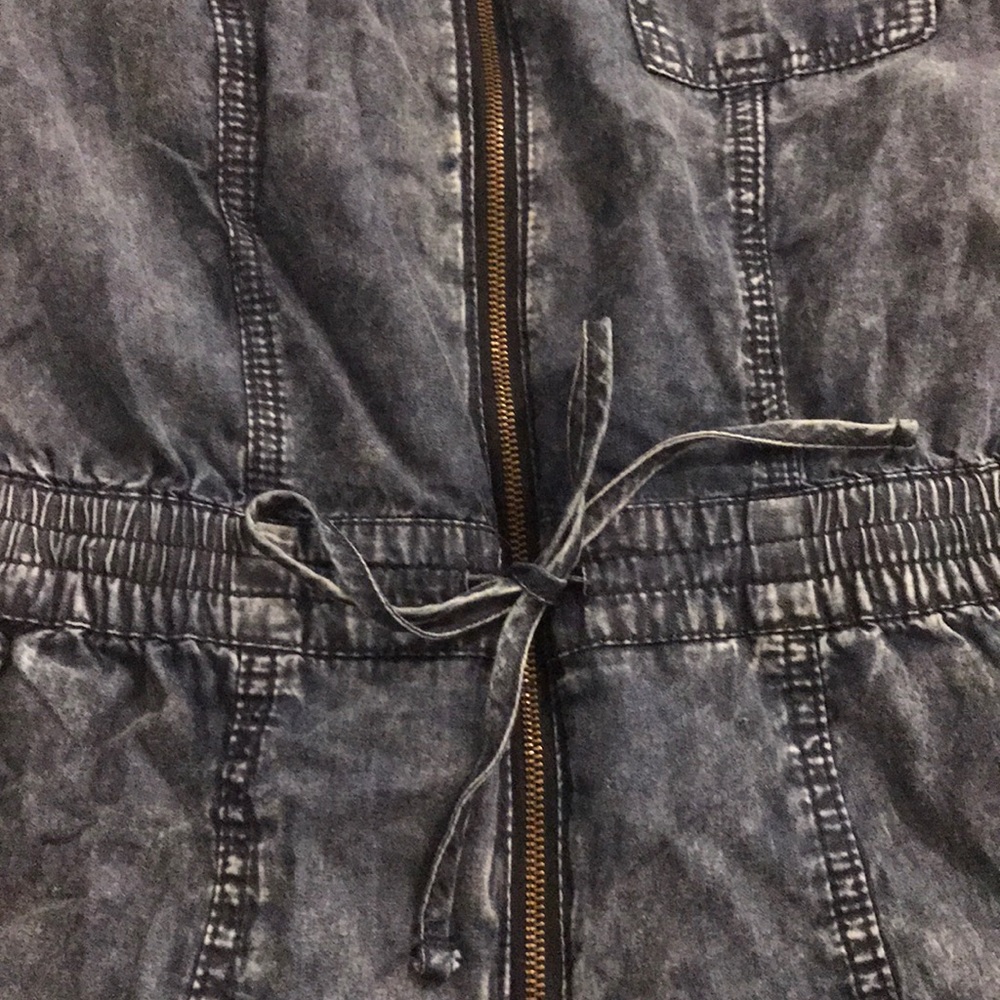 Denim romper - Picture 3 of 4